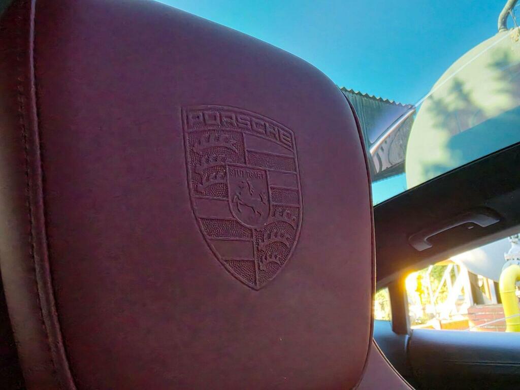Porsche Taycan 4S 79Kwh Blue #25