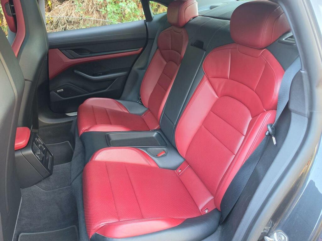 Porsche Taycan 4S 79Kwh Blue #33