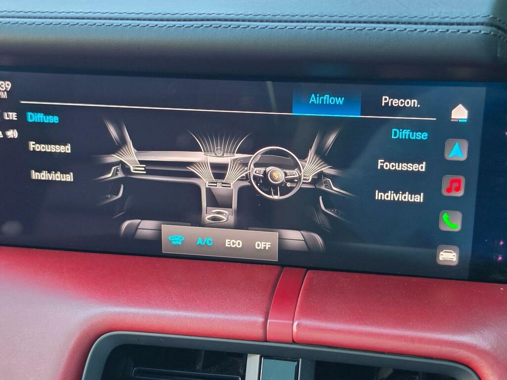 Porsche Taycan 4S 79Kwh Blue #69