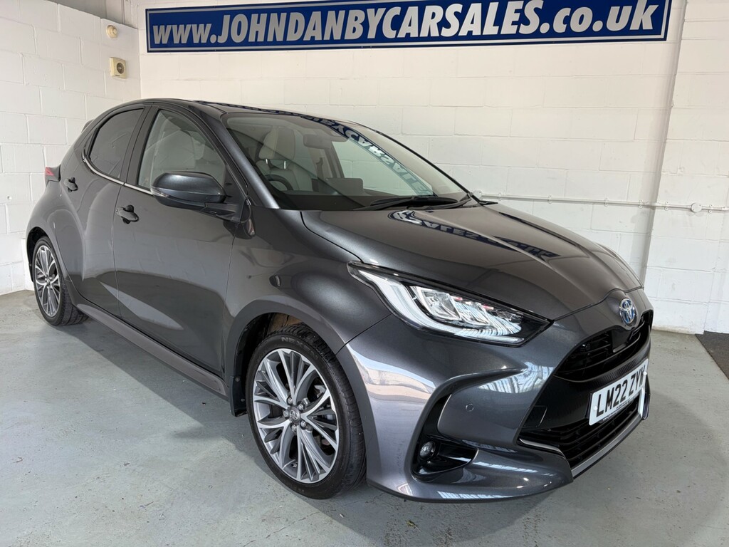 Toyota Yaris 1.5 Excel Hybrid LM22ZYW Grey #2