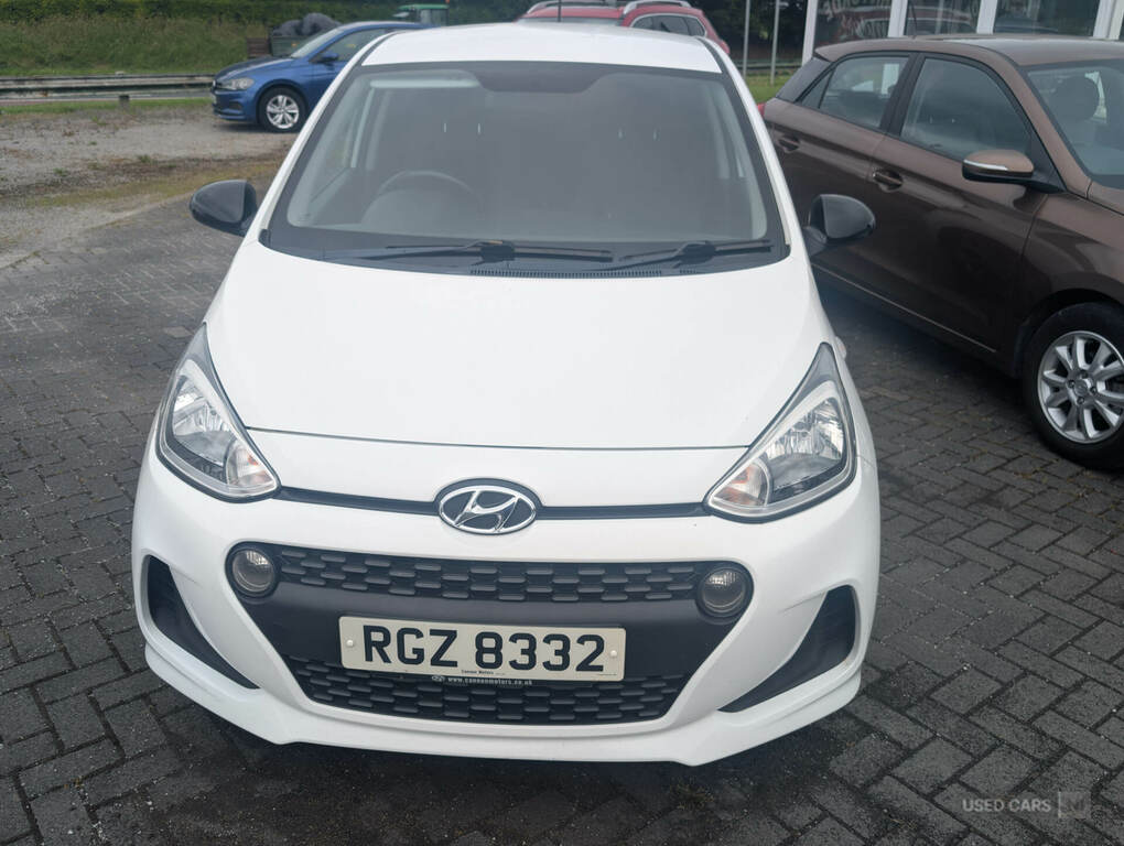 Hyundai I10 1.0 Play RGZ8332 White #5