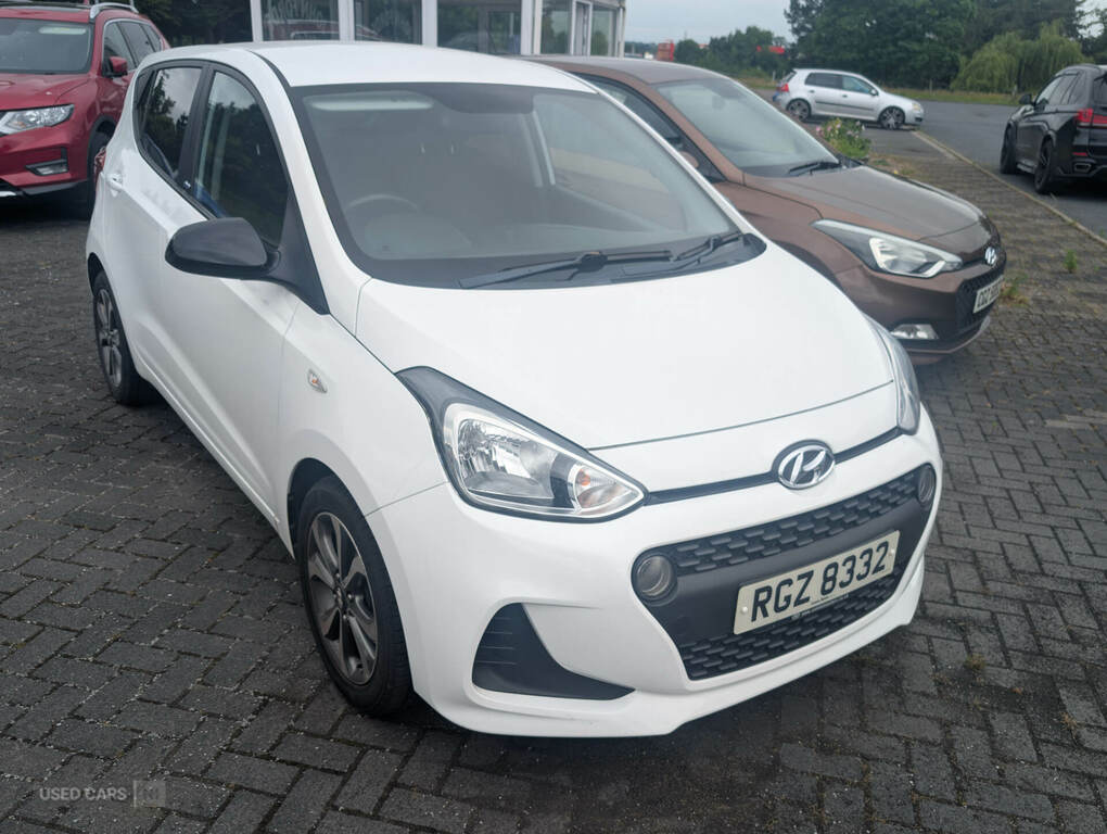 Hyundai I10 1.0 Play RGZ8332 White #6