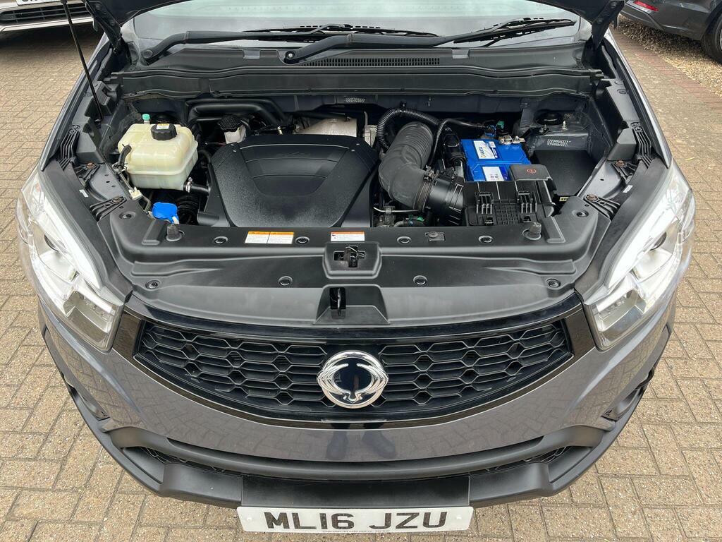SsangYong Korando Suv White #15