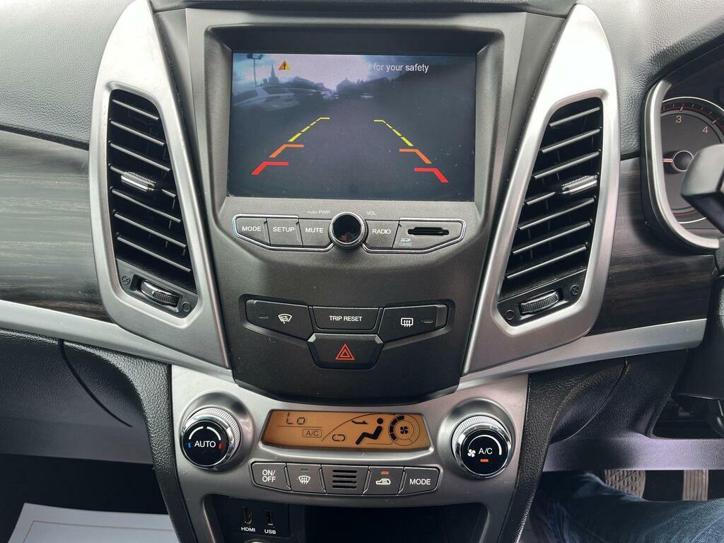 SsangYong Korando Suv White #7