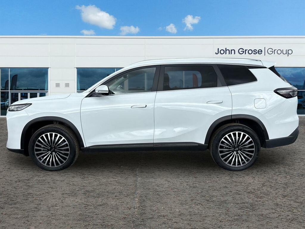 Chery Tiggo 8 1.6T Summit Dct Estate White #6