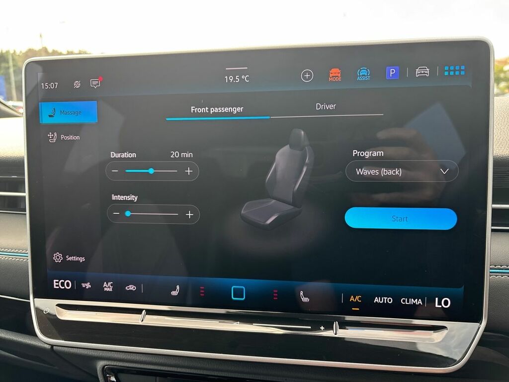 Volkswagen ID.7 Pro 77Kwh Match Fastback Blue #30