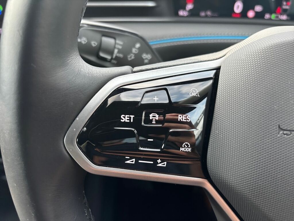 Volkswagen ID.7 Pro 77Kwh Match Fastback Blue #21