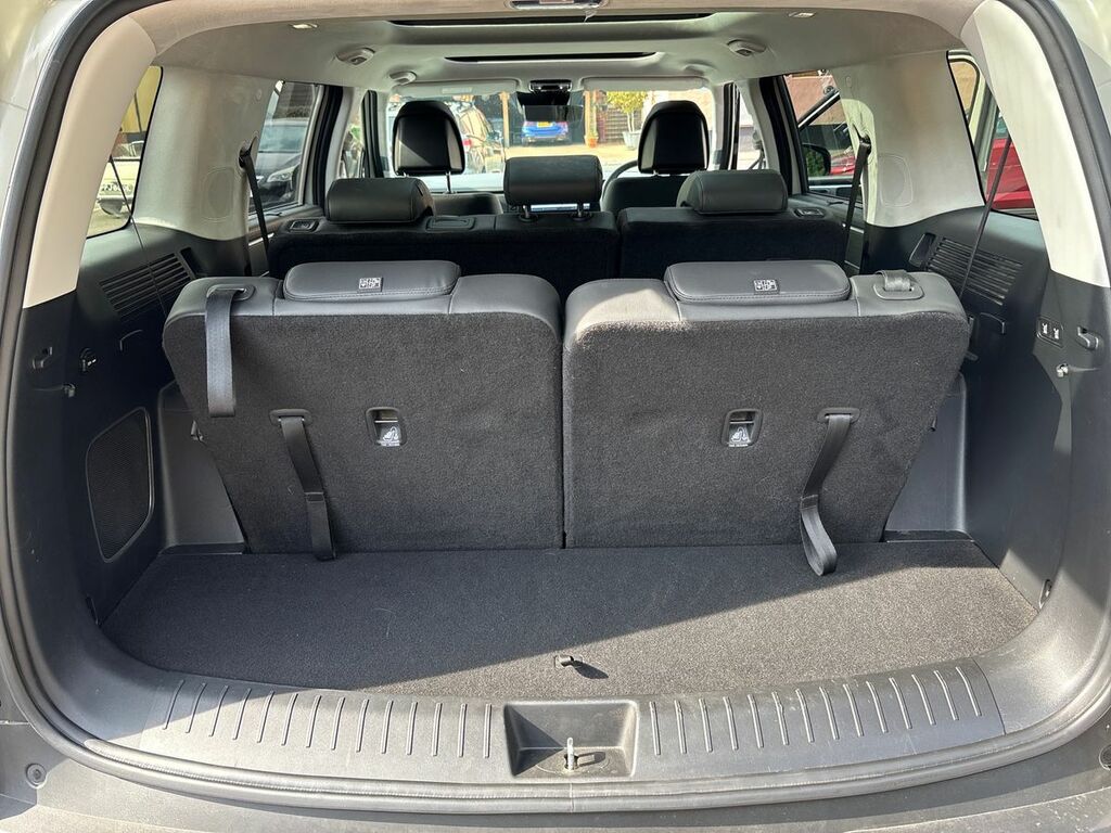 Hyundai Santa Fe Calligraphy White #28