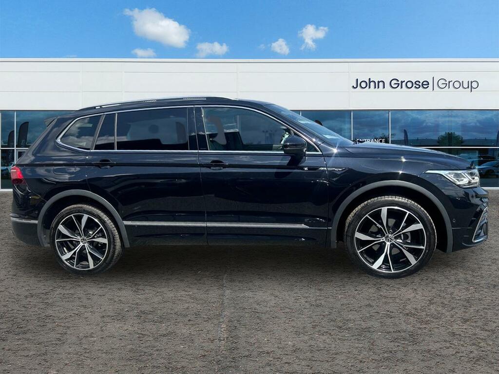 Volkswagen Tiguan Allspace 1.5 Tsi R-line Dsg Estate Black #2