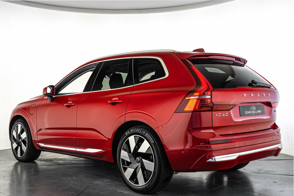 Volvo XC60 2.0H T8 18.8Kwh Ultra Bright Awd Euro 6 Ss YR74GWN #2