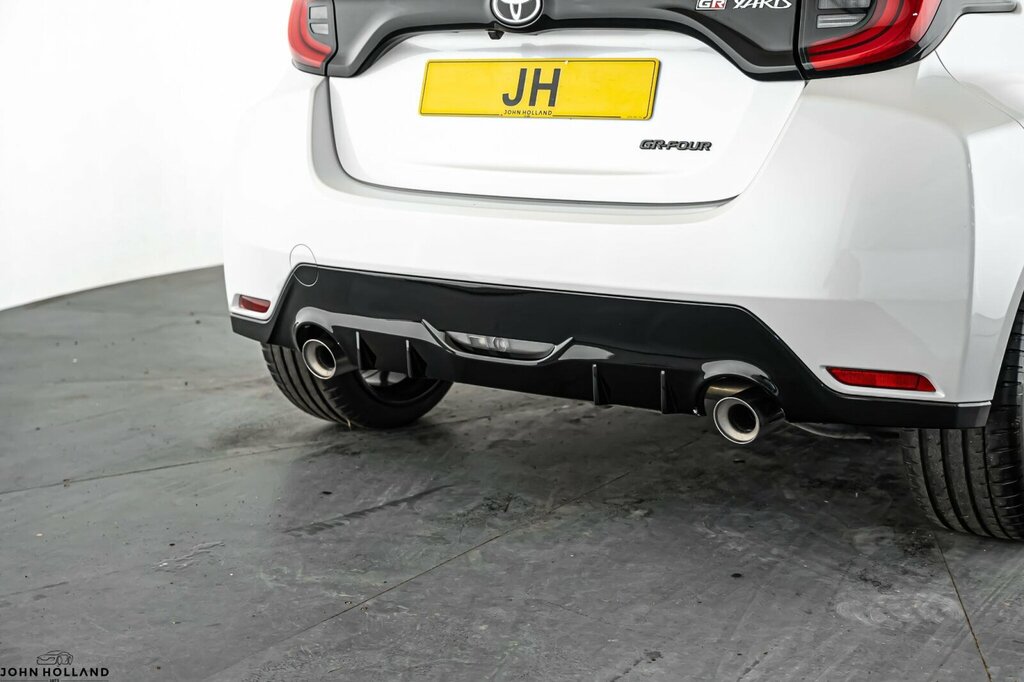Toyota Yaris 1.5 Hybrid Gr Sport Cvt Grey #18