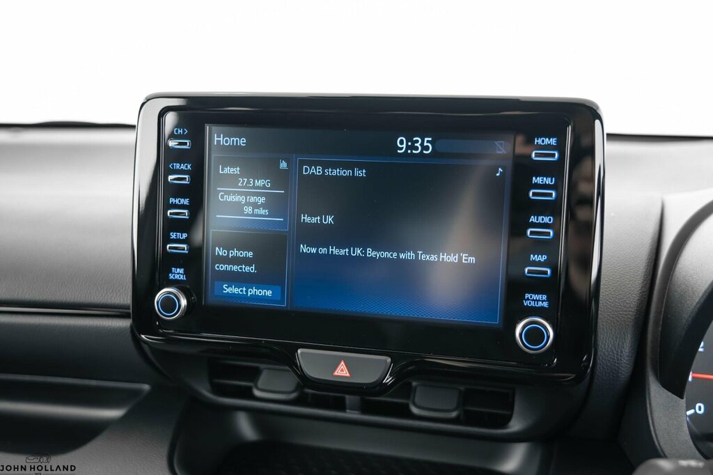 Toyota Yaris 1.5 Hybrid Gr Sport Cvt Grey #28