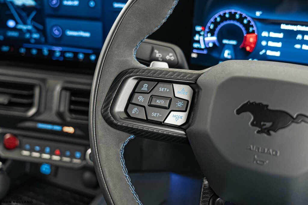 Ford Mustang 5.0 V8 Gt White #40