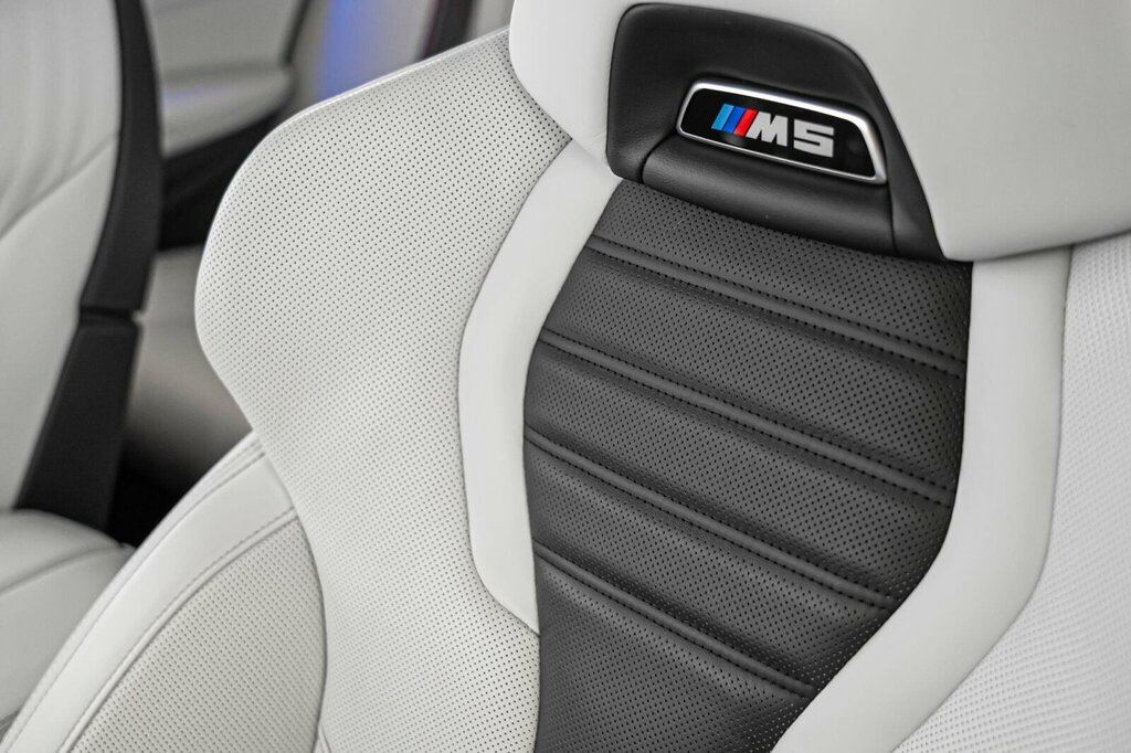 BMW M5 I V8 Competition U518 Ulez Purple #19