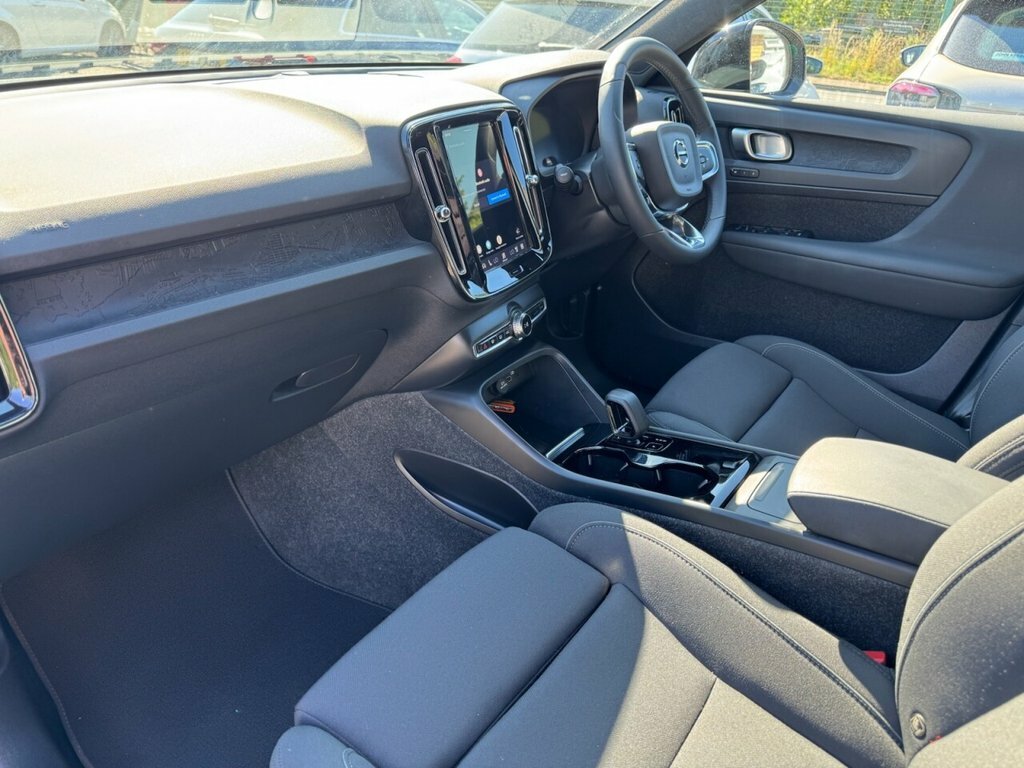 Volvo XC40 Suv YT74RFY Blue #4