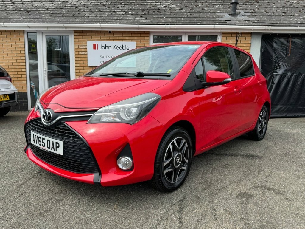 Toyota Yaris 1.3L Sport Red