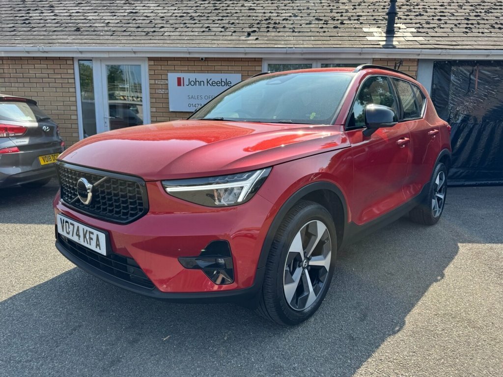 Volvo XC40 2L Plus Dark VO74KFA Red