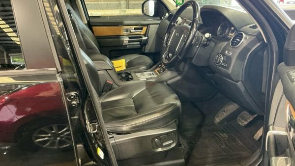 Land Rover Discovery 4 Mpv Black #7