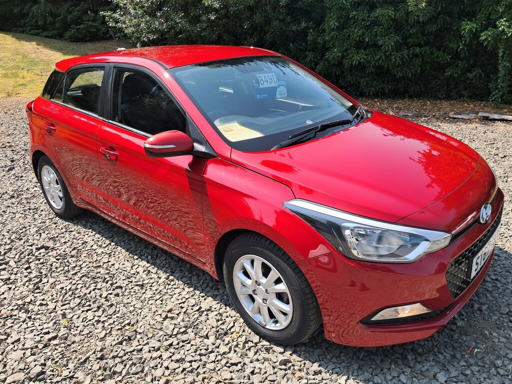 Hyundai I20 1.2 Ser Red