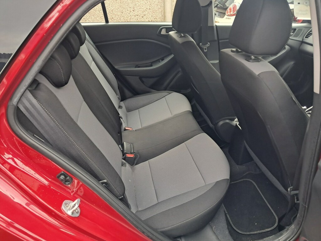 Hyundai I20 1.2 Ser Red #6