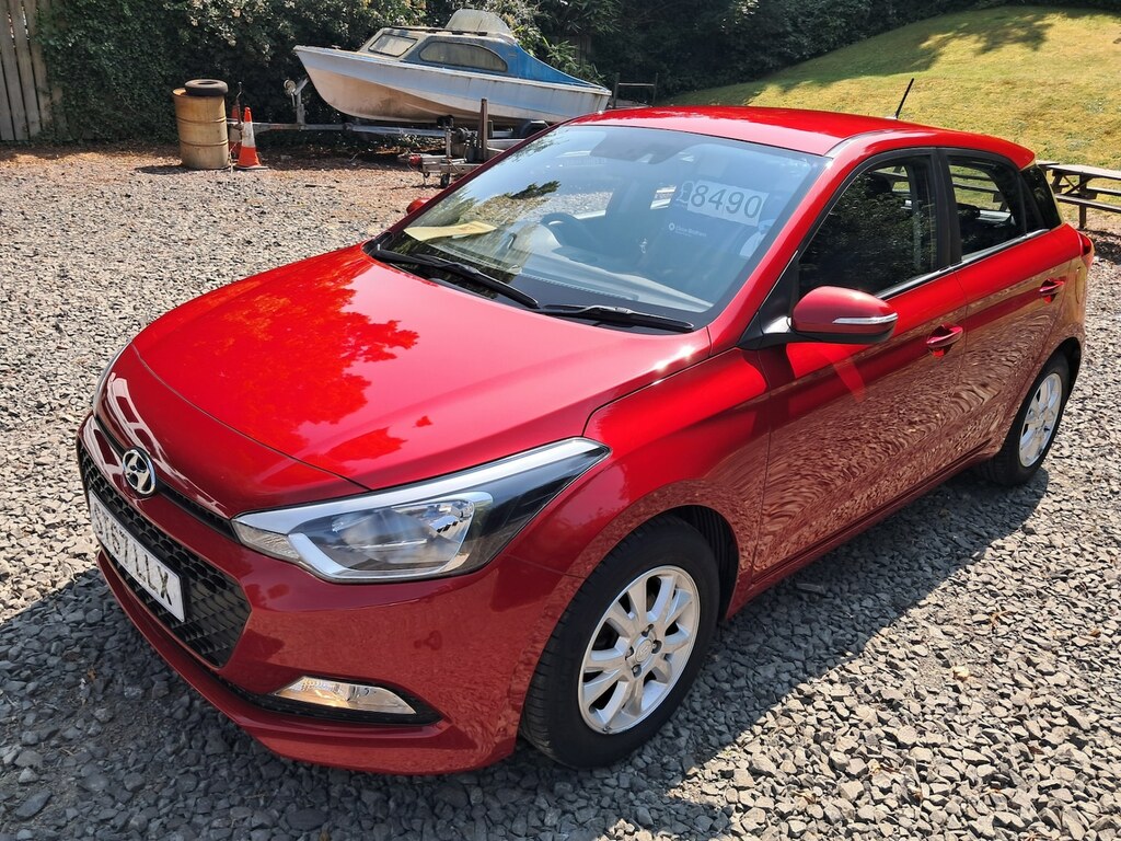 Hyundai I20 1.2 Ser Red #3