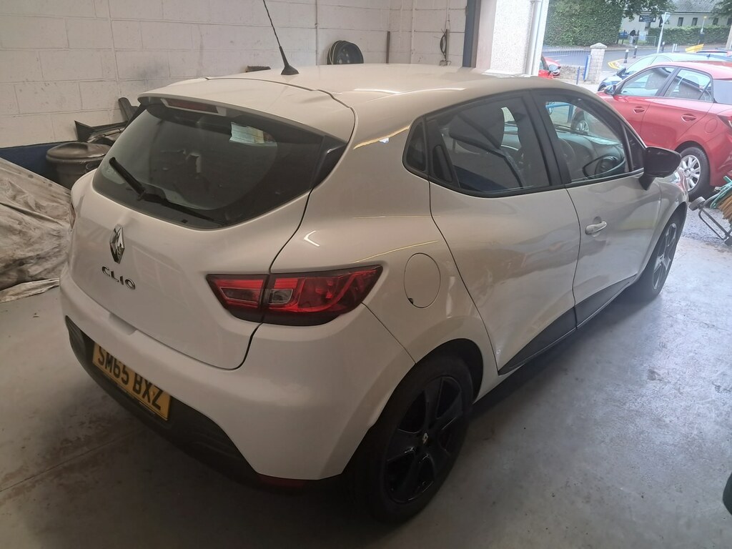 Renault Clio 1.2 16V Play White #4