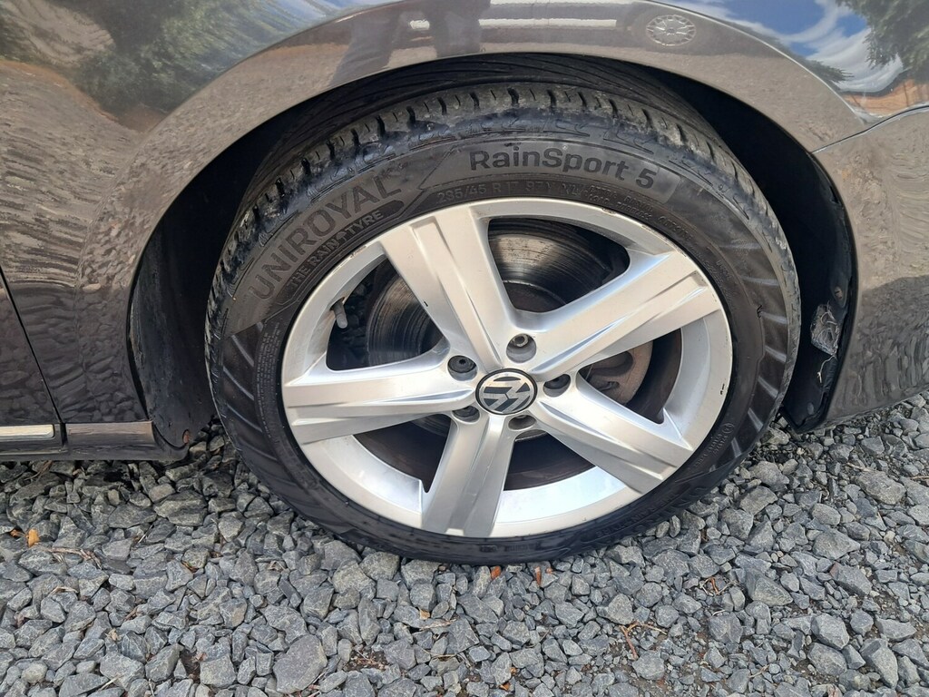Volkswagen Passat 2.0 Se Tdi Bluemotion Technology 139 Bhp Grey #24