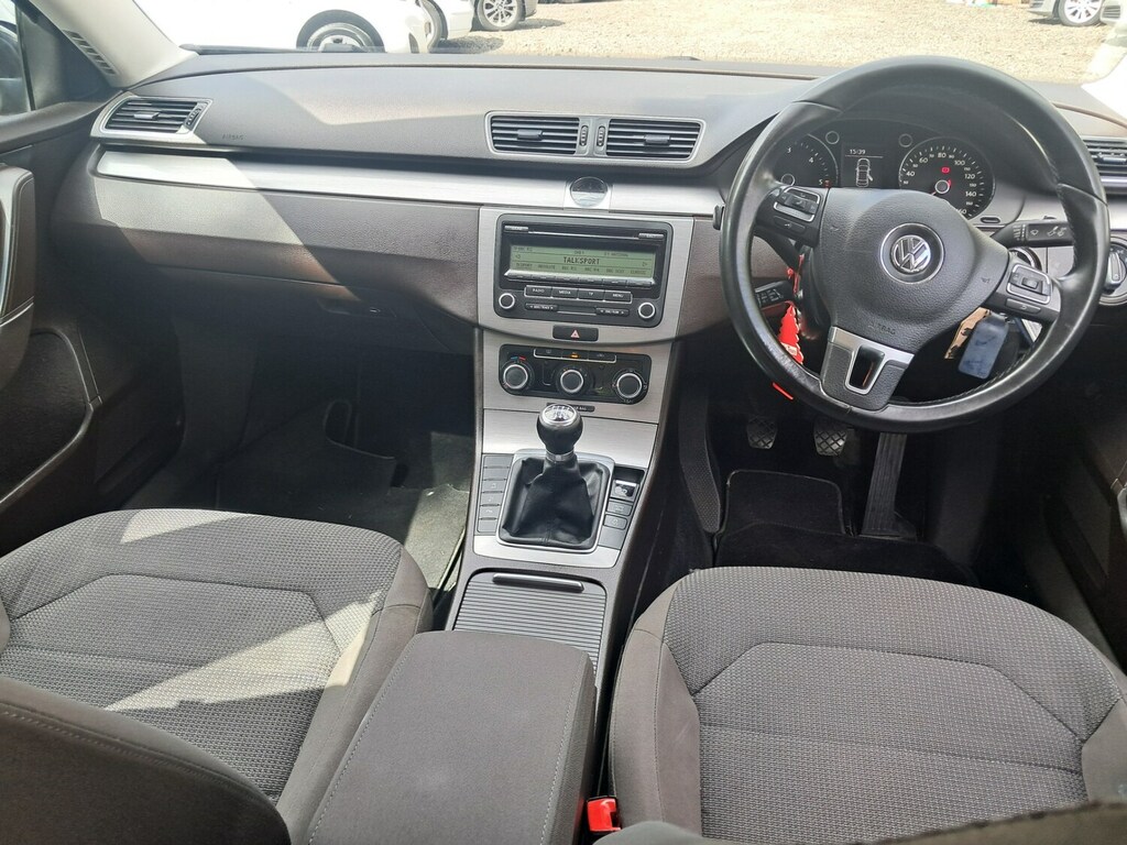 Volkswagen Passat 2.0 Se Tdi Bluemotion Technology 139 Bhp Grey #12