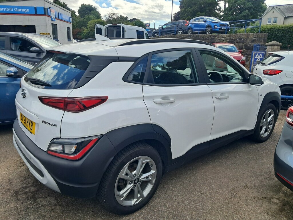 Hyundai Kona 1.0 Tgdi 48V Mhev Se Connect White #4