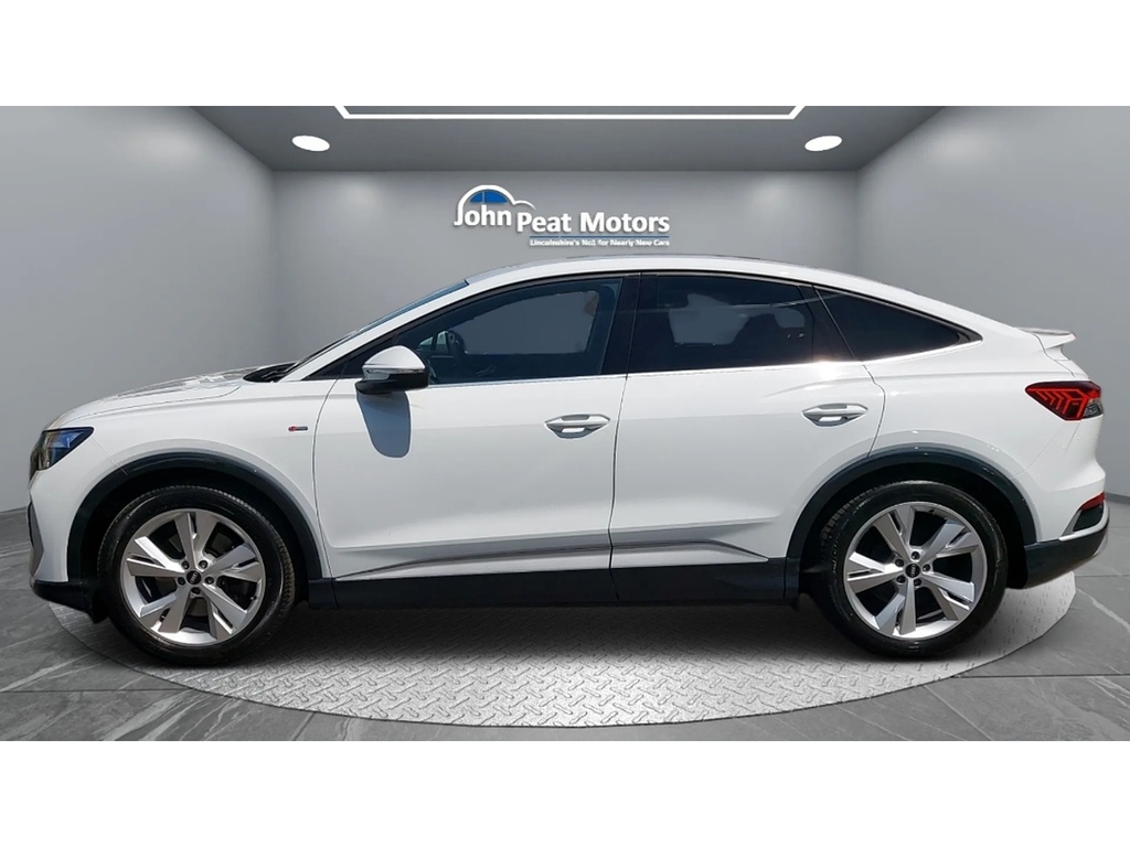 Audi Q4 E Tron S Line NJ23GTZ White #4