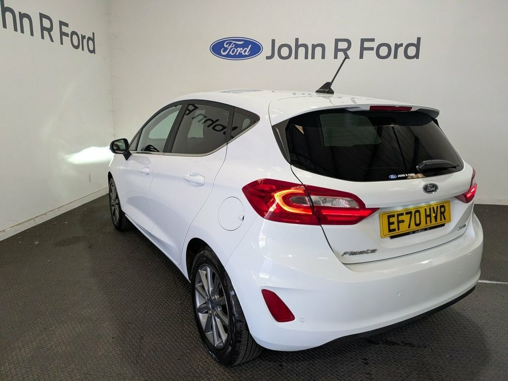Ford Fiesta 1.1 75 Trend Black #10
