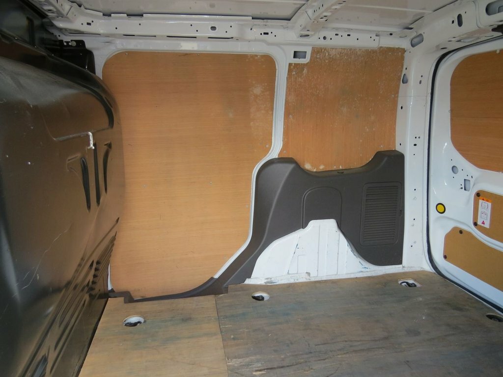 Ford Transit Connect 1.5L Leader White #5