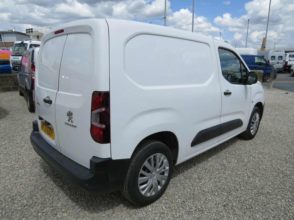 Peugeot Partner 1.5L Professional White #6