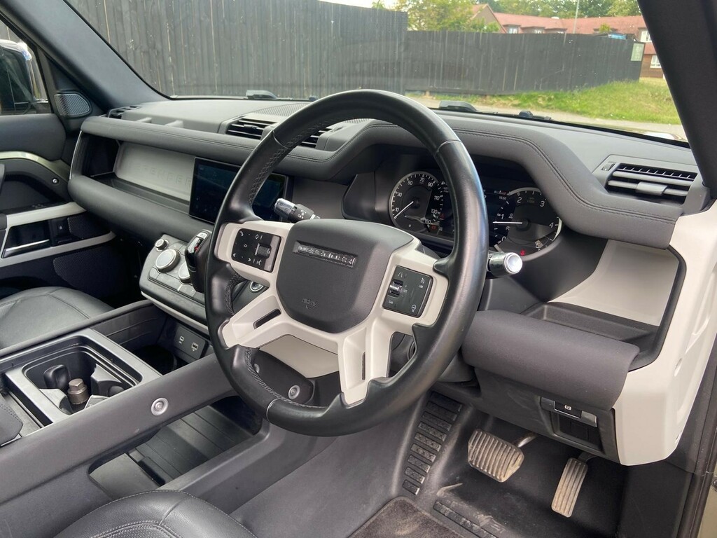 Land Rover Defender 90 3.0 D250 Hse 90 6 Seat Black #56