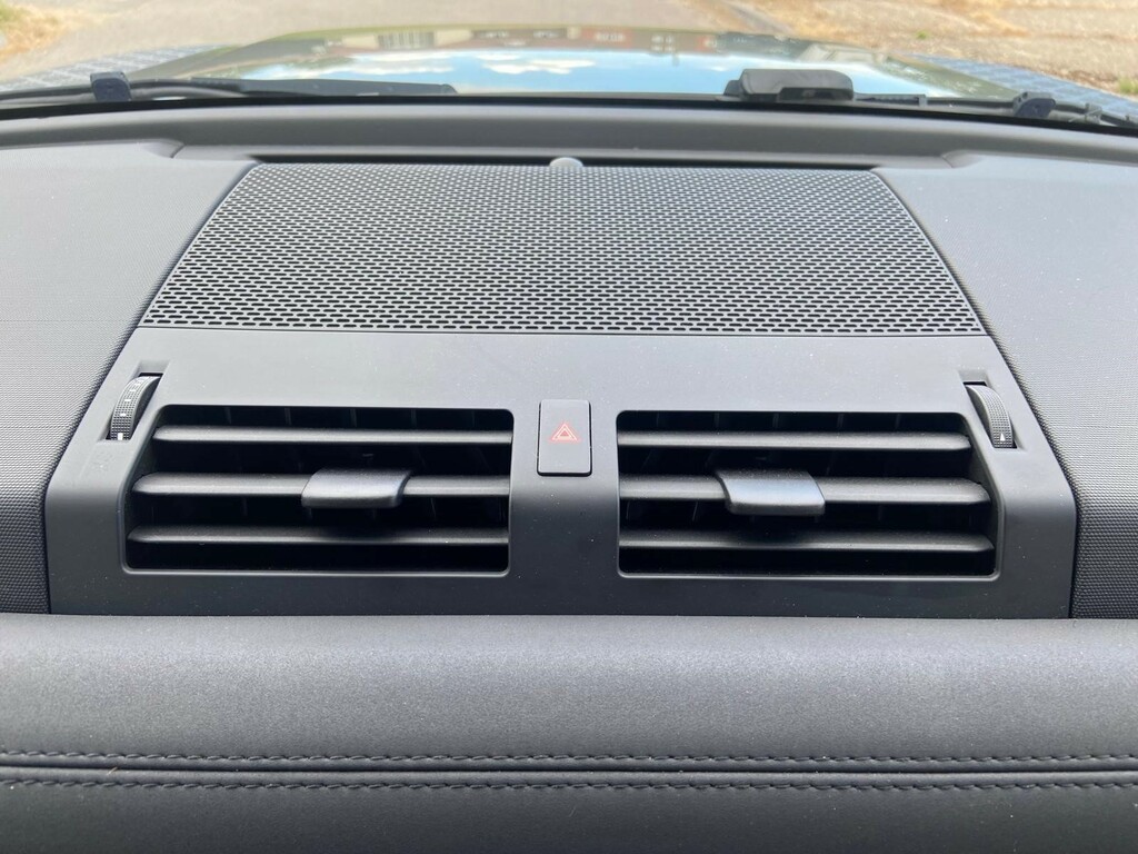 Land Rover Defender 90 3.0 D250 Hse 90 6 Seat Black #59