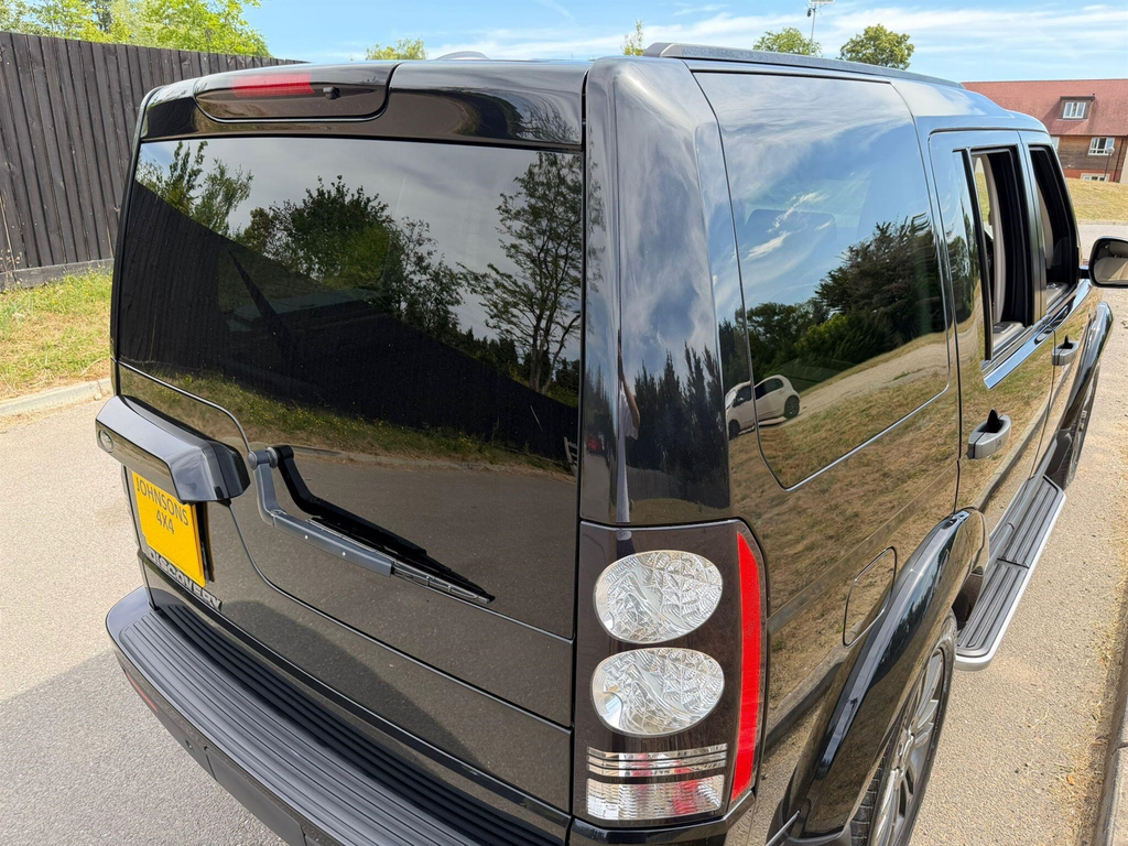 Land Rover Discovery Estate 2.0 Td4 Hse Sport Black 7 Seater White #9