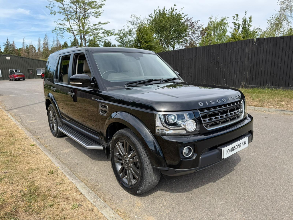 Land Rover Discovery Estate 2.0 Td4 Hse Sport Black 7 Seater White #2