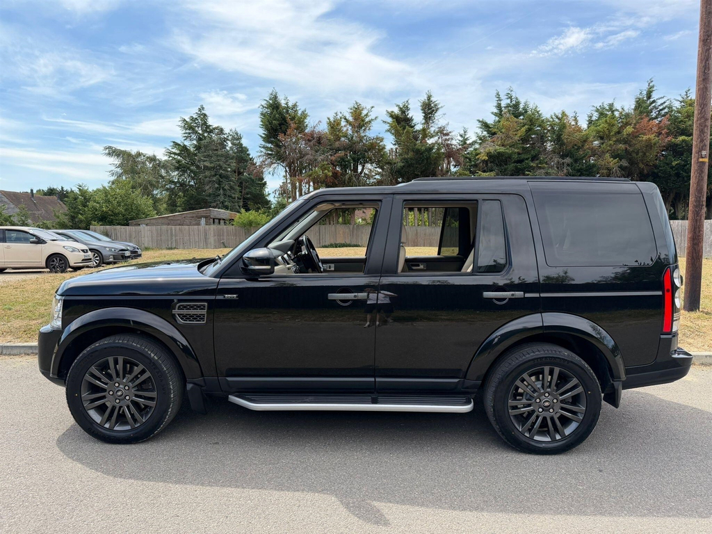 Land Rover Discovery Estate 2.0 Td4 Hse Sport Black 7 Seater White #5