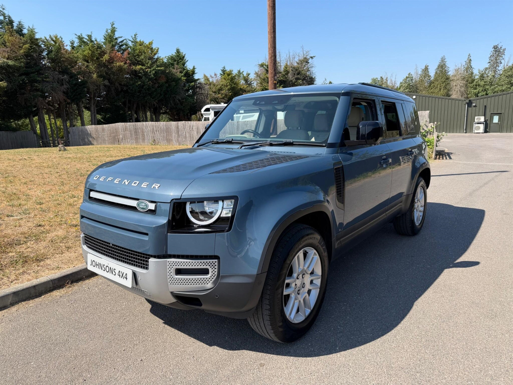 Land Rover Defender 110 Suv Blue