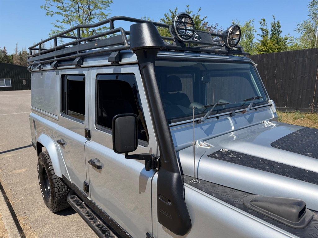 Land Rover Defender 110 2.4 Tdci Xs Utility Wagon Double Cab Ma RE08GXF Silver #3