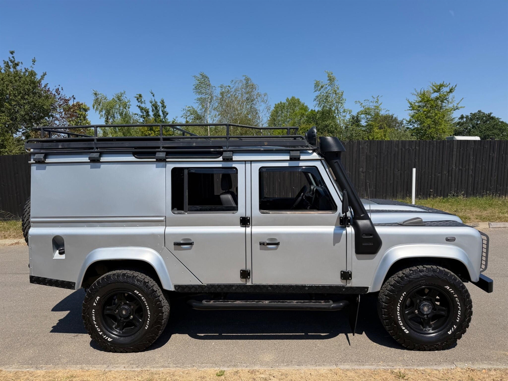 Land Rover Defender 110 2.4 Tdci Xs Utility Wagon Double Cab Ma RE08GXF Silver #4