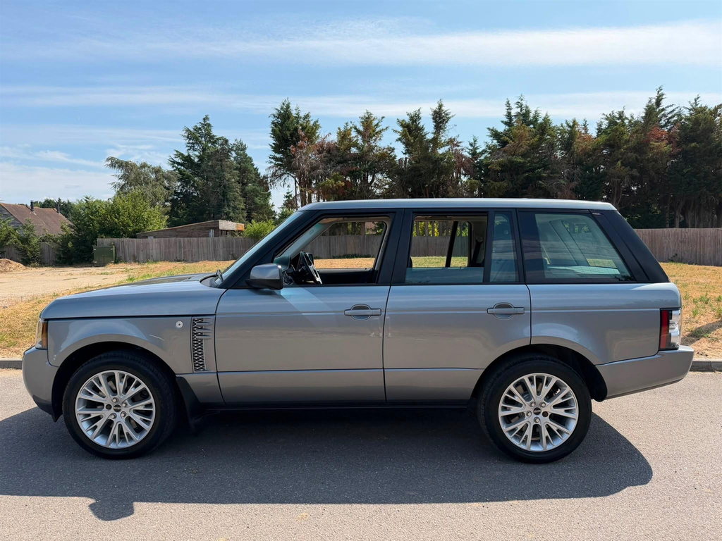 Land Rover Range Rover 4.4 Tdv8 Westminster Black #7