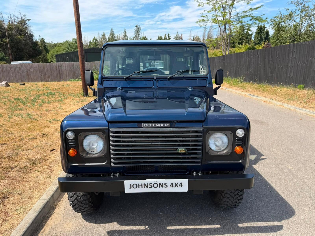 Land Rover Defender 90 Suv Blue #2
