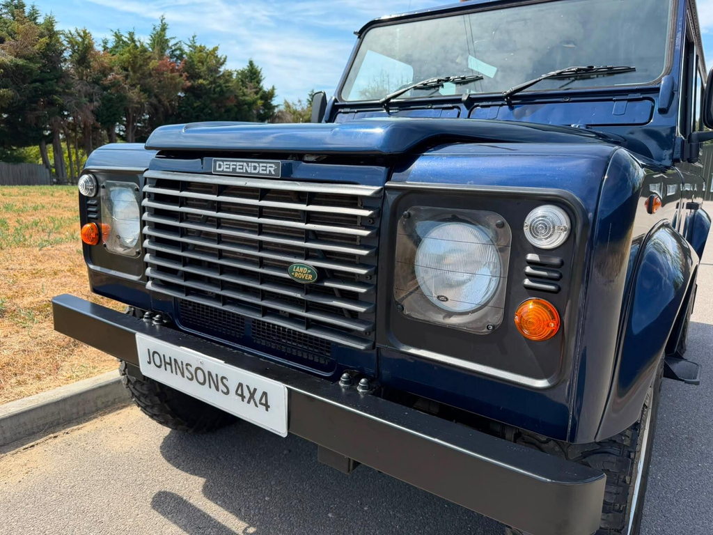Land Rover Defender 90 Suv Green #36