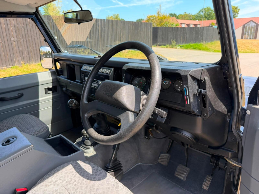 Land Rover Defender 90 Suv Green #46