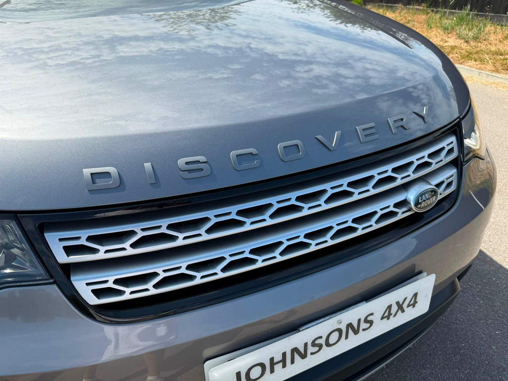 Land Rover Discovery Sdv6 Hse Black #6