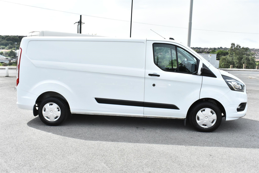 Ford Transit Custom 2.0 300 Ecoblue Trend Panel Van FL72AWM #5