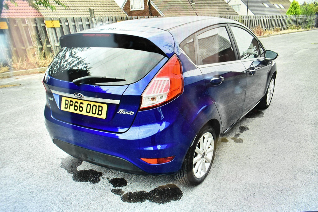 Ford Fiesta 1.0T Ecoboost Titanium Hatchback Blue #3