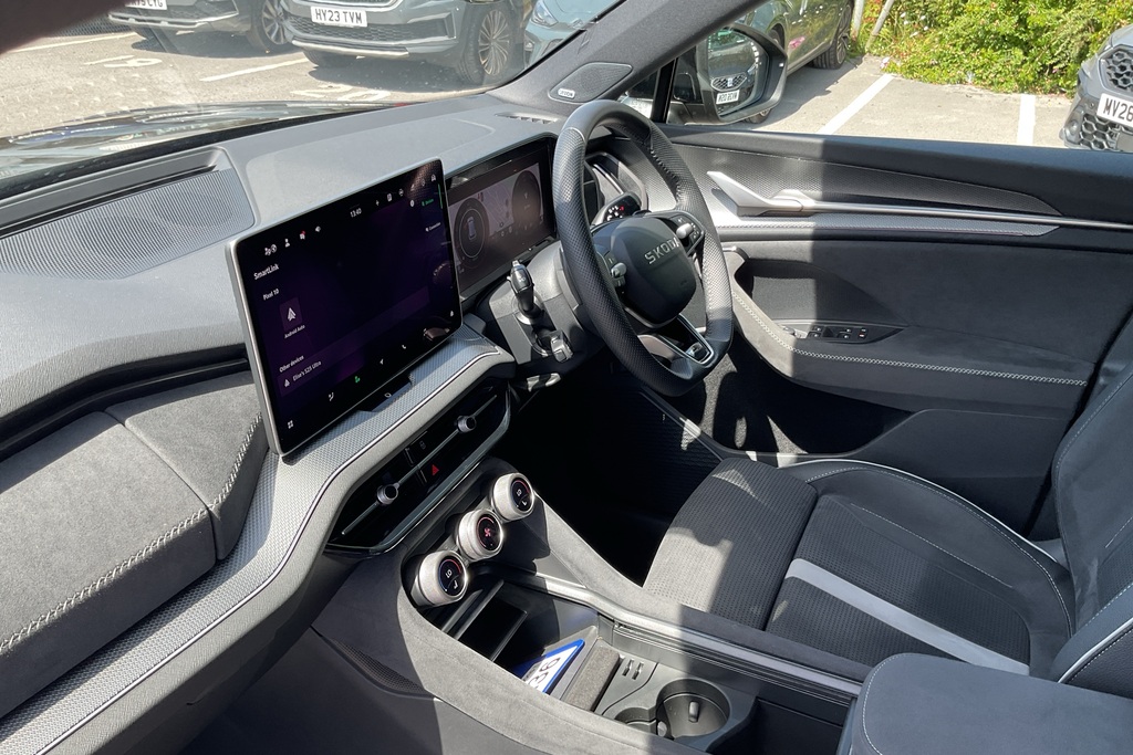 Skoda Kodiaq 1.5 Tsi E-tec Sportline Dsg 7 Seat KM75PXB Gold #2