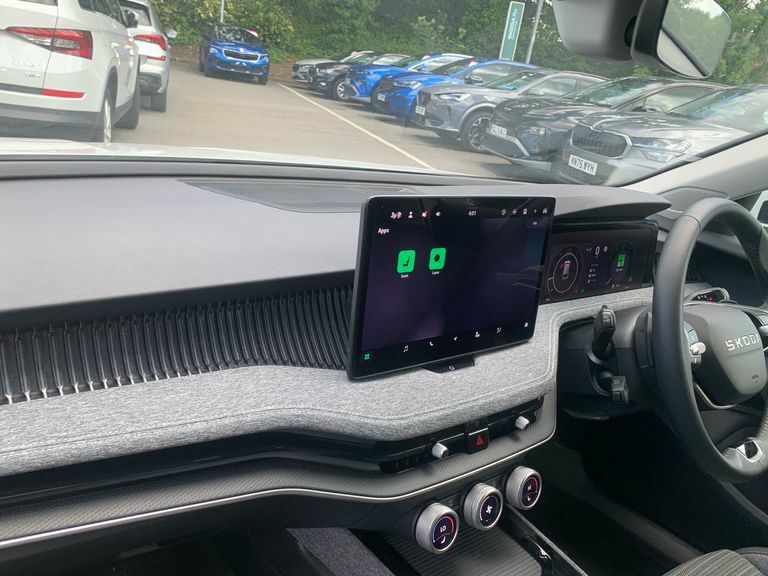 Skoda Superb 2.0 Tdi Se Technology Dsg GL25FAU White #4